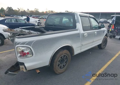 2002 Ford F-150 Lariat/Xlt z USA, uszkodzony, nr VIN 1FTRW07602KA19929